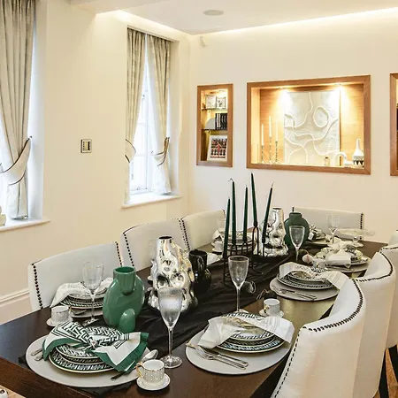 Mayfair-dreamhouse-ac-selfridges-oxfordstreet-superluxury Apartment