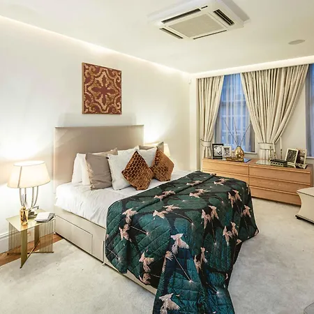 Mayfair-dreamhouse-ac-selfridges-oxfordstreet-superluxury * London
