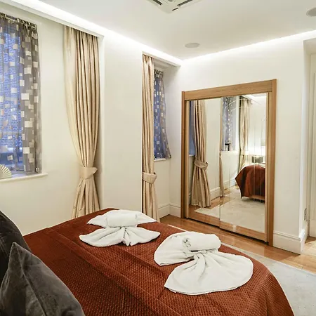 Mayfair-dreamhouse-ac-selfridges-oxfordstreet-superluxury Apartment London