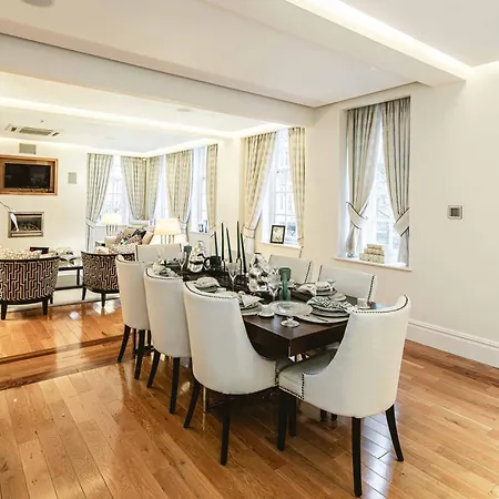 Mayfair-dreamhouse-ac-selfridges-oxfordstreet-superluxury * London