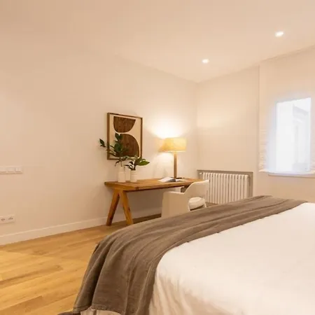Apartment Bright 4 Bed Flat
