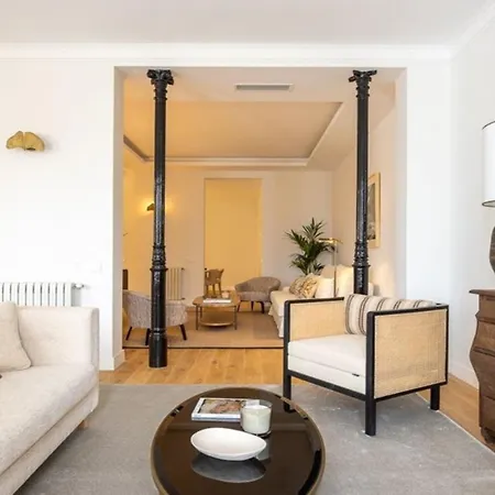 Bright 4 Bed Flat London