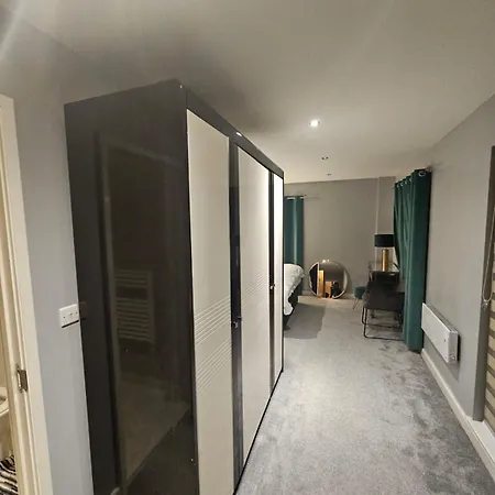 Mo Collindale Apartment Edgware