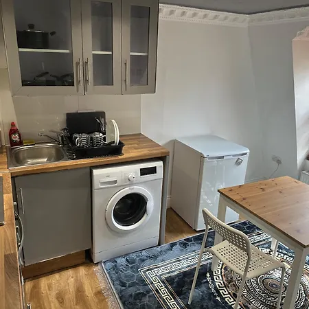 1 Bedroom S8 Apartment