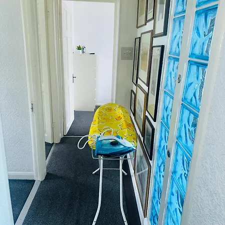 Bliss Getaway * Bromley