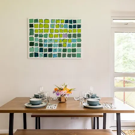 Penthousestays Wimbledon - Chic 2 Bedroom King Bed With Balcony - 2 Mins From Wimbledon Tennis Club And Museum - Aeltc London