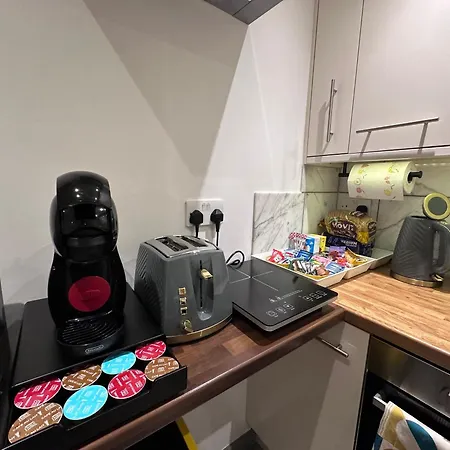 Cosy, Self-contained Apartment *