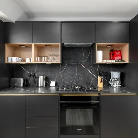 Hyde Park, Marylebone, 3 Bedroom Apartament *