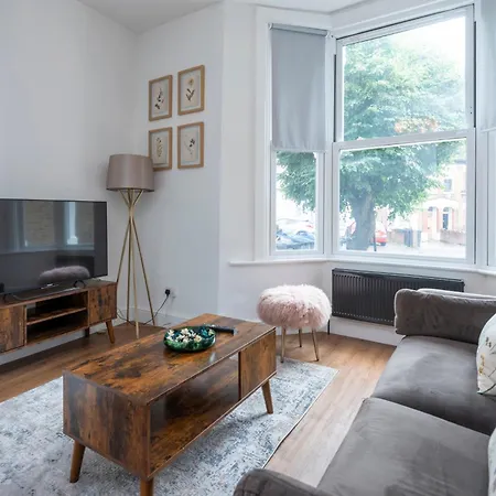 Apartment London Cozy Serviced Selhurst *