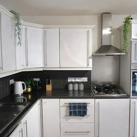 Chic 4-bed In Trendy Clerkenwell W Balcony And Walking Distance To Tube Appartement Londres