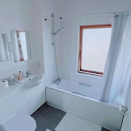Comfortable House * Thamesmead (Greater London)