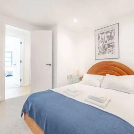 Brand-new 2bed In Fantastic East Location