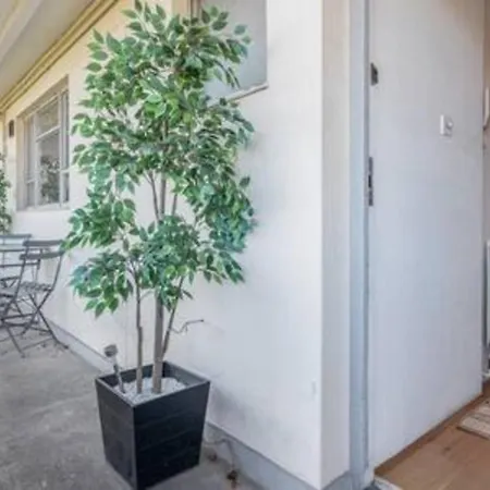 Spacious 2bed In Location Holland Park-n Hill London