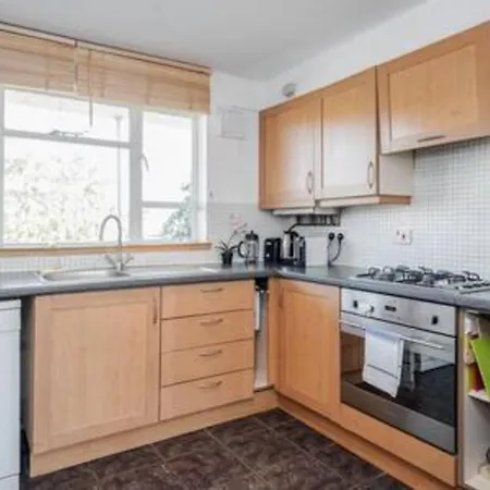 Spacious 2bed In Location Holland Park-n Hill * London