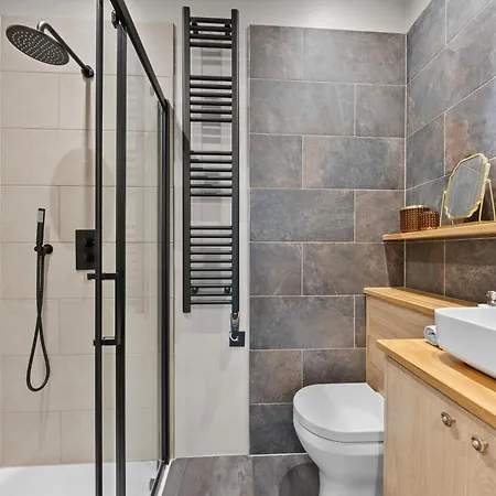 Apartment Vichy - The Hampstead Star | Prime Location *