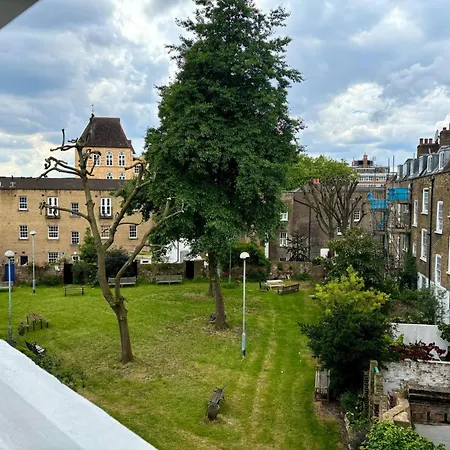 Apartment Trendy 1bd Flat On Historic Street Farringdon