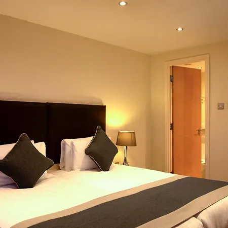 Grand Plaza Serviced 4*