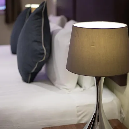 Hotel apartamentowy Grand Plaza Serviced Londyn