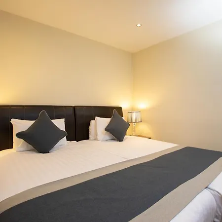 Grand Plaza Serviced 4*