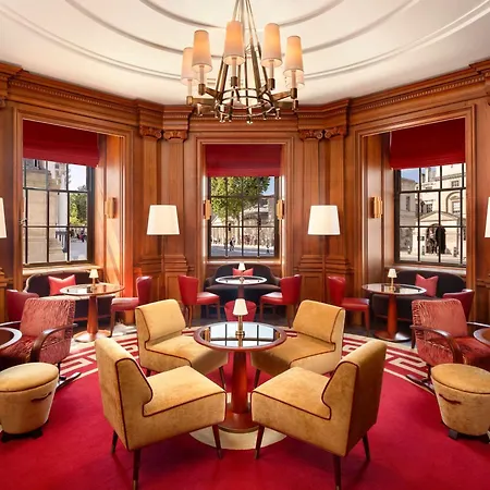 Hotel Raffles At The Owo