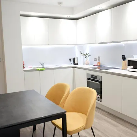 Luxury Royal Wharf London