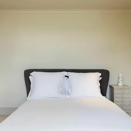 Veeve - Brilliance In Balham * London