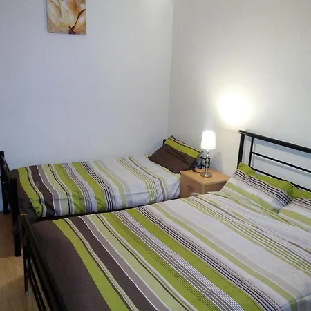 Cozy2bed Near Center Apartment London