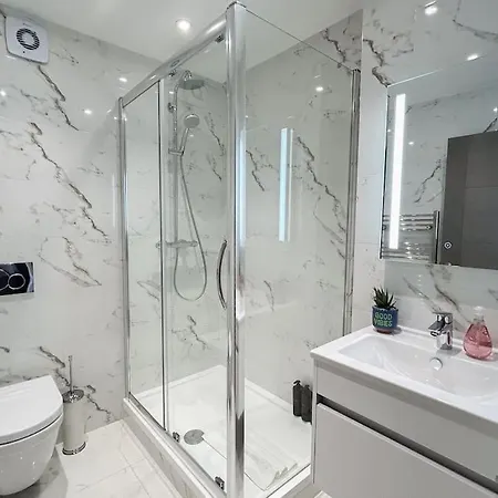 Apartment Modern One Bedroom Flat In The Heart Of London