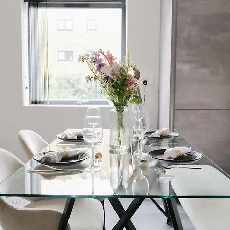 Apartment Modern One Bedroom Flat In The Heart Of *
