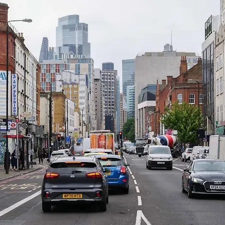 Modern One Bedroom Flat In The Heart Of London