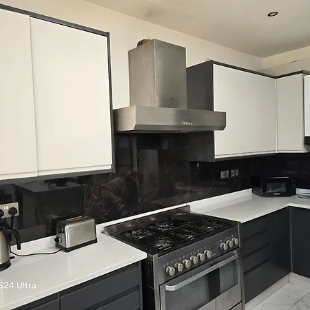 Holiday home Eastfield House Streatham Vale