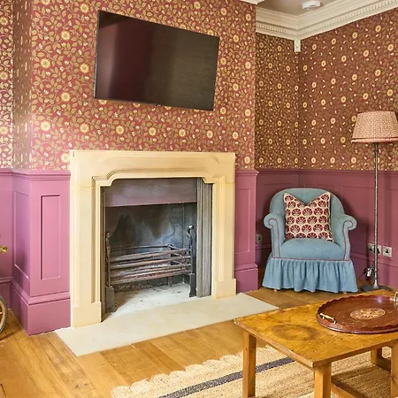Hotel The Mitre, Hampton Court