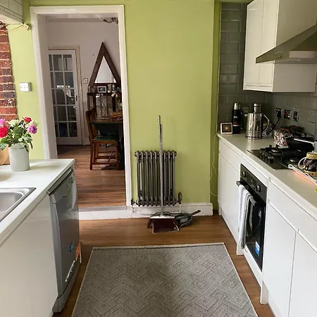 Homestay Pond Purley