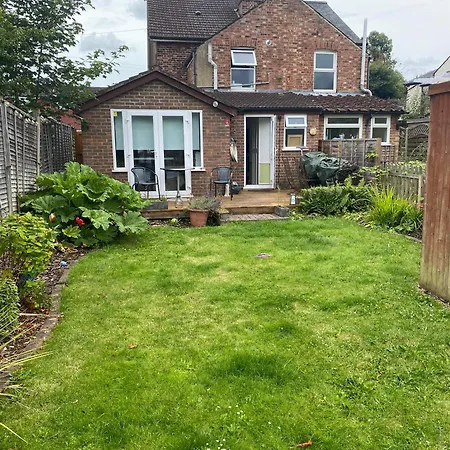 Homestay Pond Purley