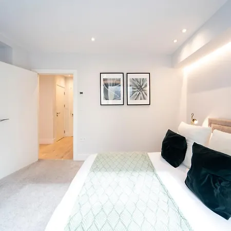 Lovely 1br - Zone 1 - Station Nearby Apartment London
