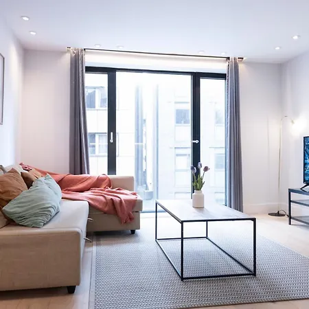 Lovely 1br - Zone 1 - Station Nearby London