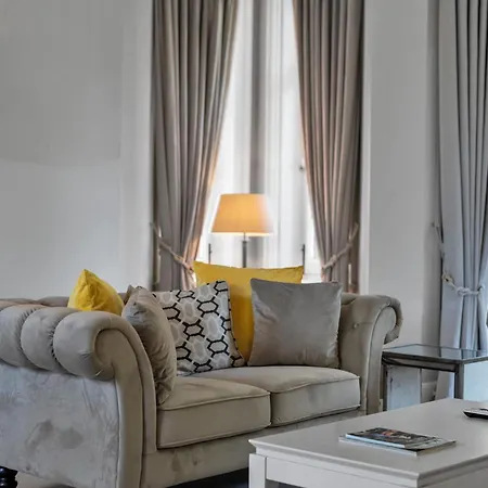 Knightsbridge - Hans Place Apartment London
