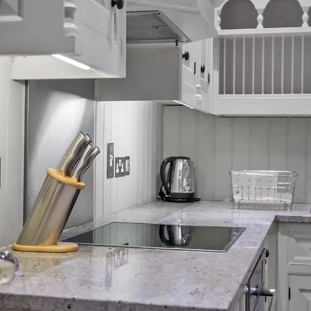 Knightsbridge - Hans Place Apartment
