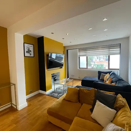 Holiday home 5 Bed Haven - Off Street Parking - Pool Table *