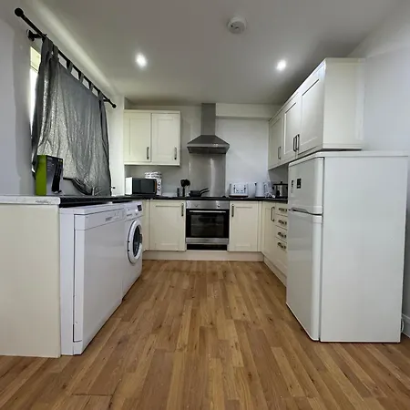 London Apartment Apartment