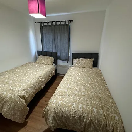 London Apartment Apartment