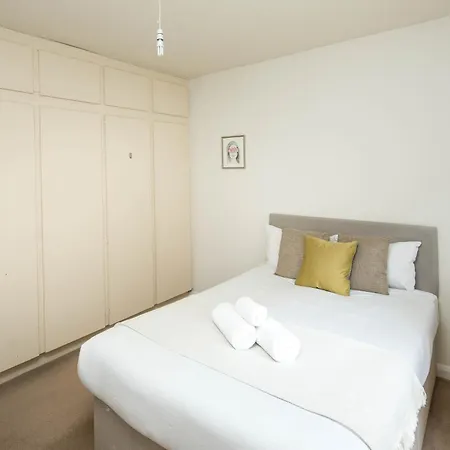 Apartment New Sleek 2bd Flat Oxford Street-soho-fitzrovia London