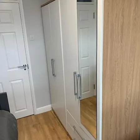 Apartment London Southgate 2 Bed *