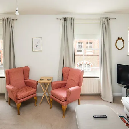 New Sleek 2bd Flat Oxford Street-soho-fitzrovia London