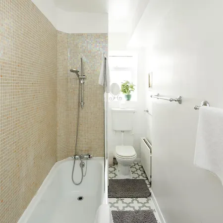 New Sleek 2bd Flat Oxford Street-soho-fitzrovia * London