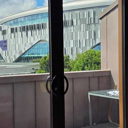 Homestay Tottenham Hotspur Stadium London