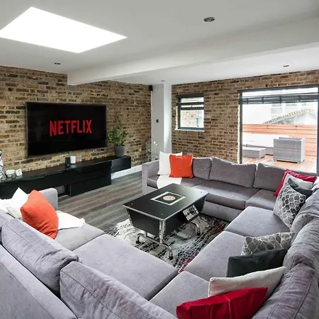 Huge Penthouse Retreat Next To Old Street Station