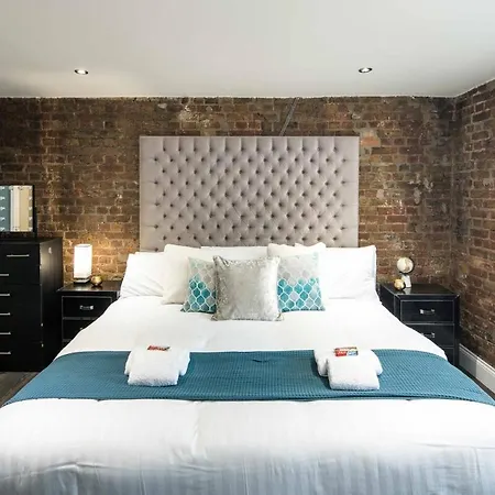Apartment Huge Penthouse Retreat Next To Old Street Station *