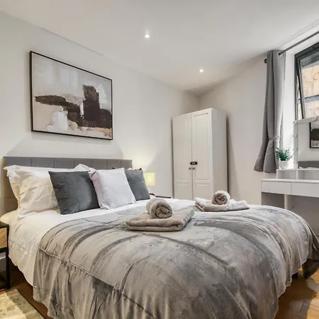 Apartamento A Vibrant 2 Bed & 2 Bath In Old Street Zone 1
