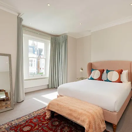 Holiday home Veeve - The Wimbledon Retreat London